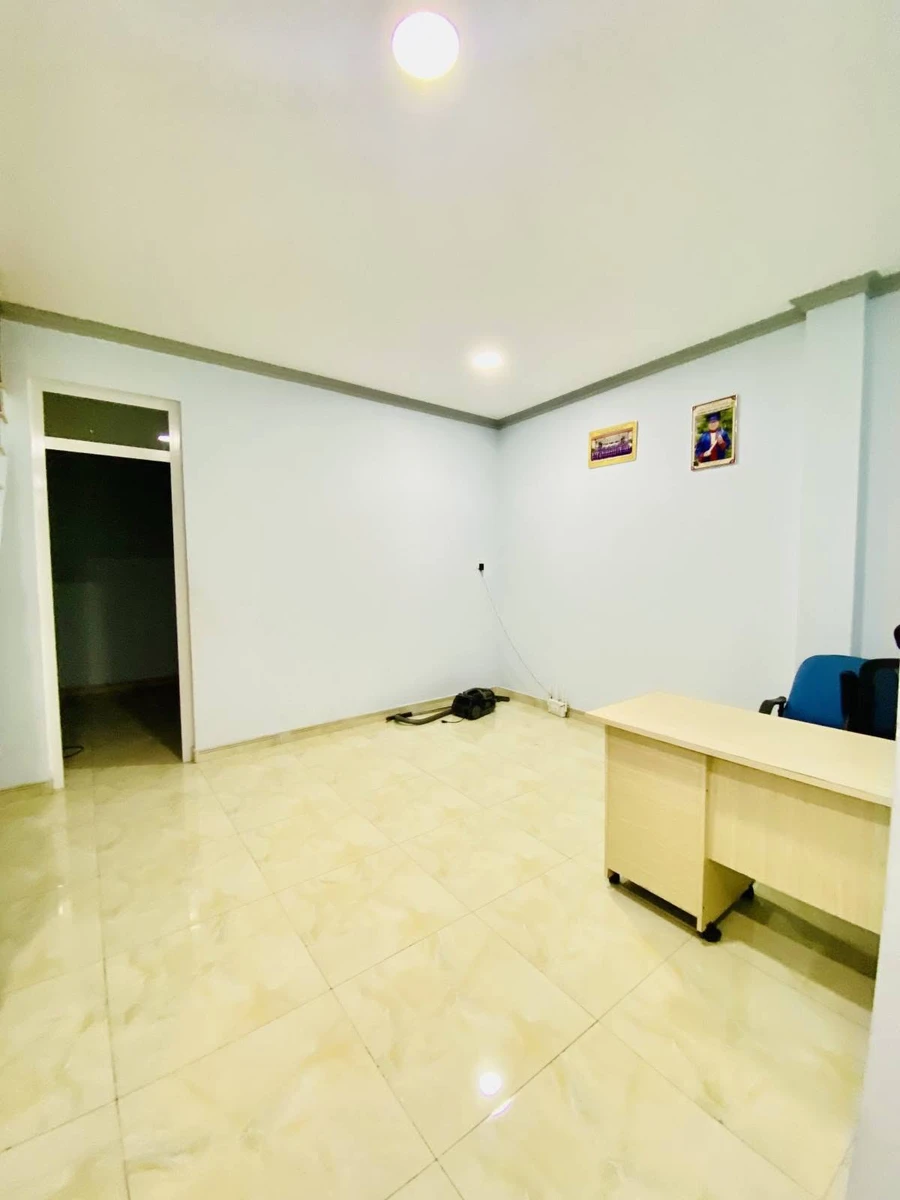 Bán nhà 3 tầng Lâm Thị Hố Q.12, 88m2, 4.05 tỷ - Ảnh thu nhỏ 5