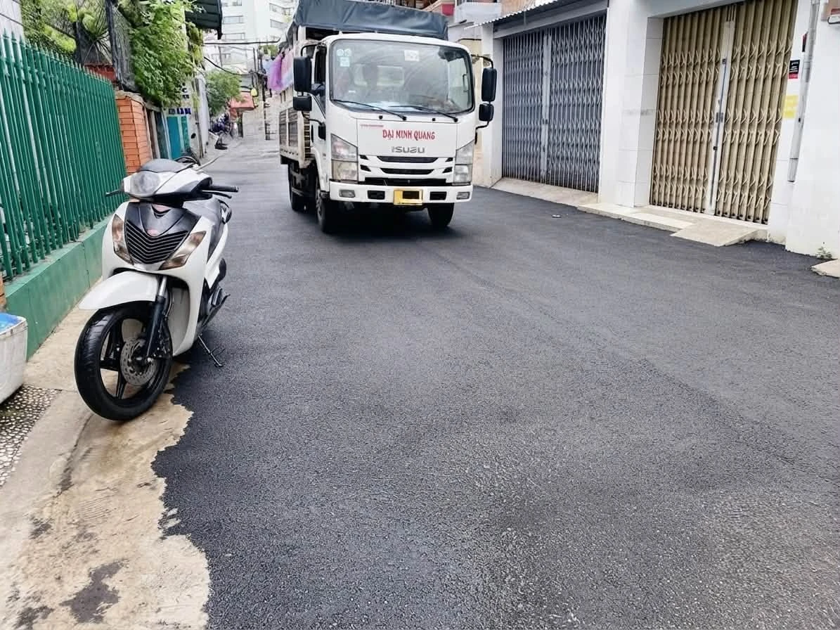 Bán đất 80m2 (4x20) hẻm ô tô gần Hàng Xanh, Bình Thạnh, giá khoảng 10 tỷ - Ảnh 1