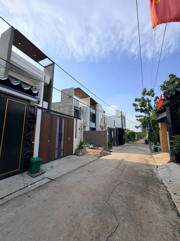 Bán nhà 1 trệt 1 lầu thổ cư 4.7x24m, 3PN, giá 2,95 tỷ tại Trảng Dài, Biên Hòa