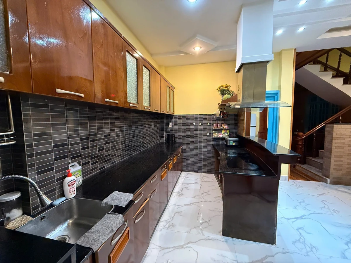 Bán nhà mặt tiền 353m² Triệu Việt Vương Đà Lạt 35 tỷ - Ảnh thu nhỏ 3