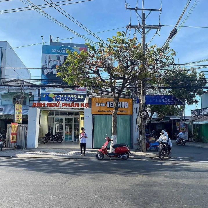 Nhà đất đầu đường Nguyễn Thị Định góc 2 mặt tiền đối diện điện lực thành phố nhà đổ 3 tấm TL giá - Ảnh 1