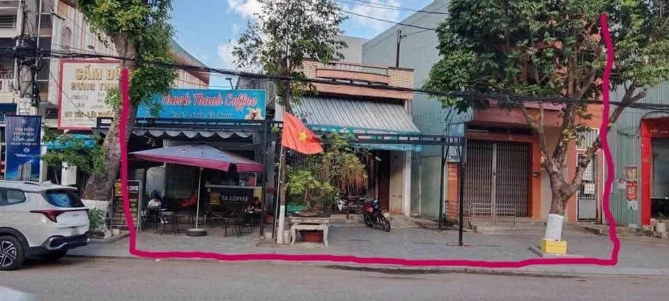 Bán nhà 2 căn mặt tiền Tây Sơn Quy Nhơn 440m2, giá 32 tỷ - Ảnh 1