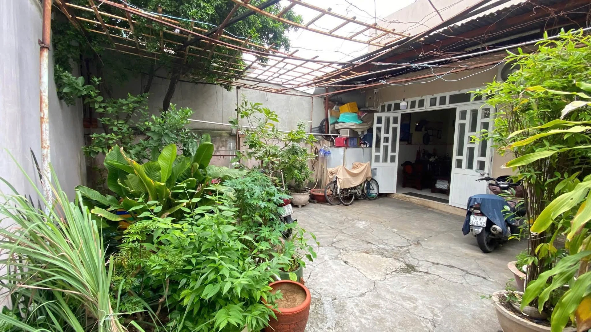 Bán nhà phố Nha Trang 153m2 giá 5,5 tỷ - Ảnh 1
