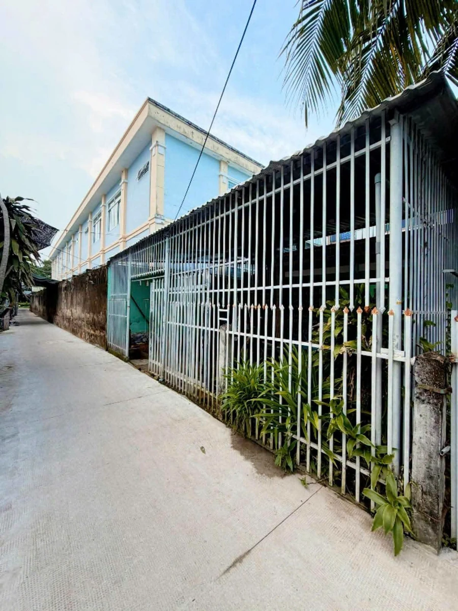 Bán nhà Bến Tre 1 phòng ngủ 85m2 giá 550 triệu - Ảnh thu nhỏ 2