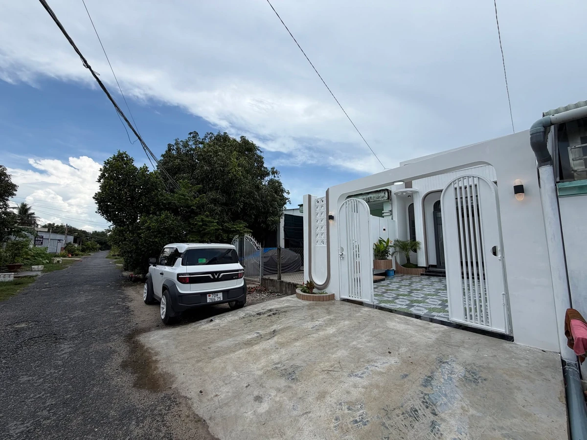 Nhà đẹp bán Long Tân 3 phòng ngủ, 100m² sân ô tô - Ảnh thu nhỏ 2
