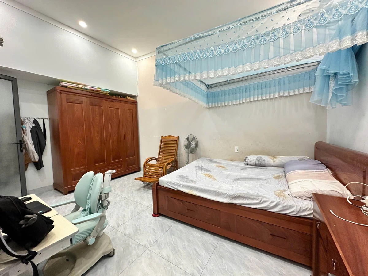 Bán nhà 2 tầng 100m² 3 PN gần CoopMart Hóc Môn - Ảnh thu nhỏ 5