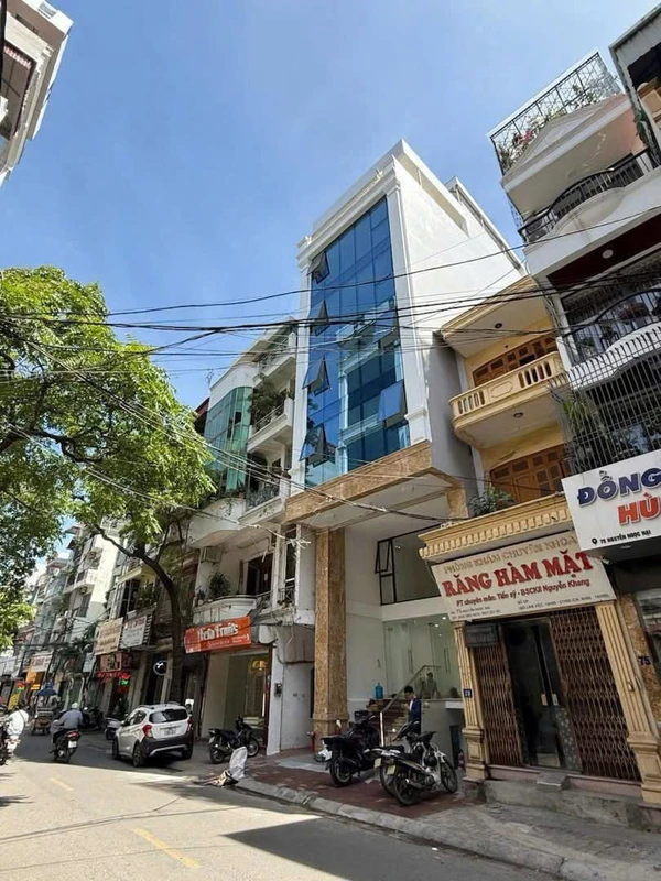 Bán tòa nhà mặt phố 97m² Nguyễn Ngọc Nại Hà Nội