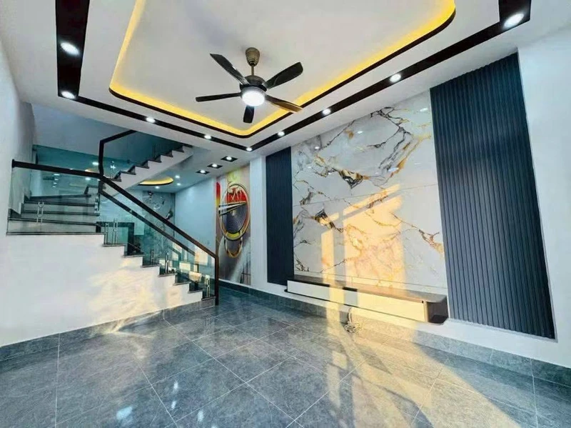 Bán nhà mới 3 tầng 45,7m2 ngõ Quỳnh Cư, Hùng Vương, Hồng Bàng, Hải Phòng giá 2,2 tỷ