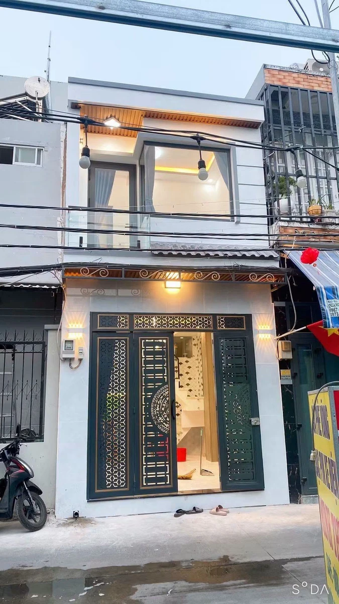 Bán nhà mặt tiền Huỳnh Tấn Phát Quận 7, 24.5m² có nội thất - Ảnh thu nhỏ 2