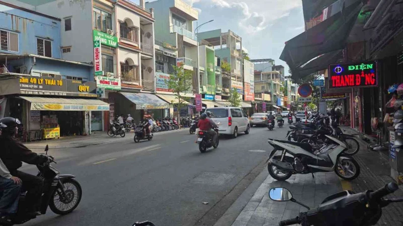 Bán nhà lô góc 30m² trung tâm Đà Nẵng 2 tỷ