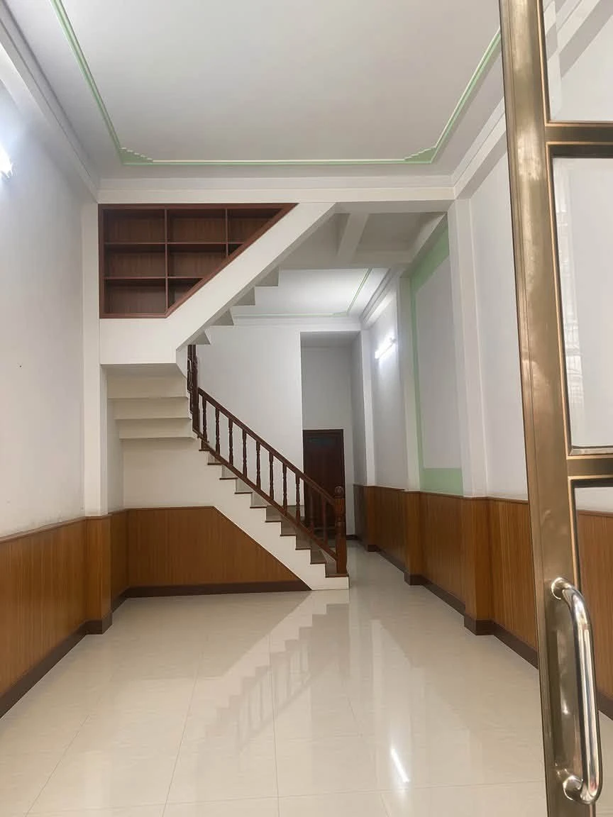 Nhà mặt tiền 2 tầng 40m2 Ghềnh Ráng 3 tỷ - Ảnh 1