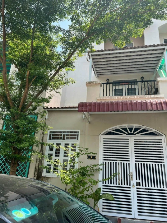 Cần bán nhà 1 trệt 2 lầu 5x12m Khu Tây Sông Hậu - Chính chủ