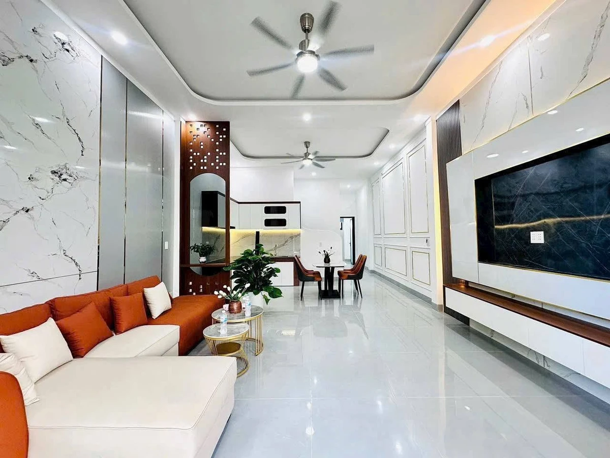 Bán nhà mặt tiền 5x20m kinh doanh, 2 phòng ngủ, giá 2,05 tỷ tại KP4 Trảng Dài - Ảnh thu nhỏ 3