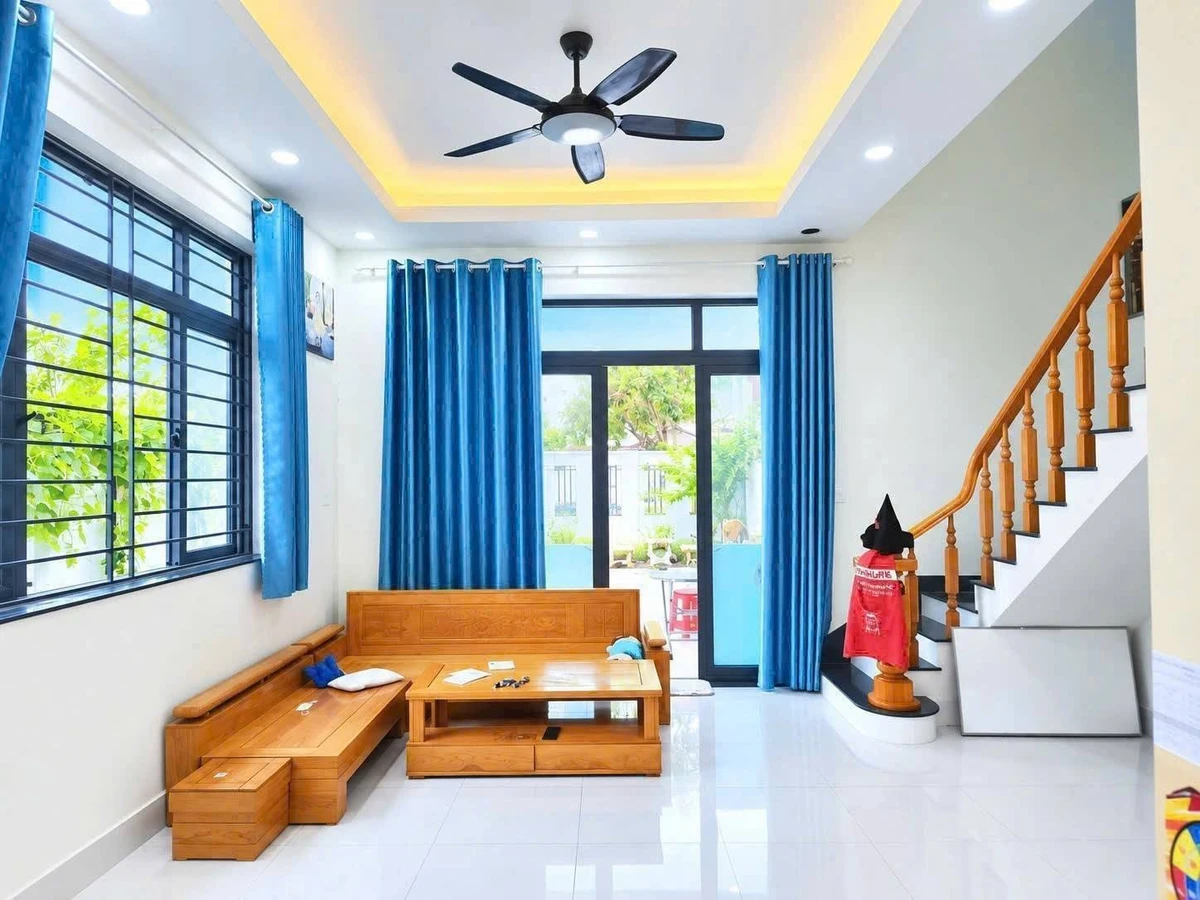 Bán nhà 3 tầng 205m2, 5PN, Khu Sao Mai - Ảnh thu nhỏ 3