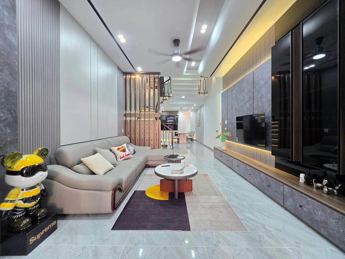 Bán nhà mặt tiền 3 tầng 83m² đường Tôn Đản, gần chợ Hòa An, giá 8,8 tỷ - Ảnh thu nhỏ 3