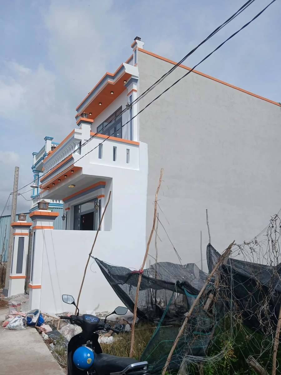 Bán nhà tân cổ điển 75m2, 3 PN ở Cần Giuộc, Long An - Ảnh thu nhỏ 2