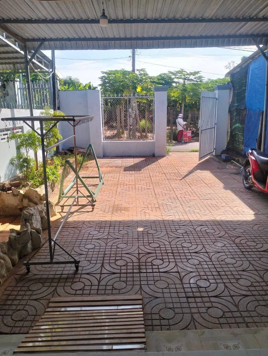 Bán nhà cấp 4 2 phòng ngủ 317m2 Bà Rịa - Ảnh thu nhỏ 2