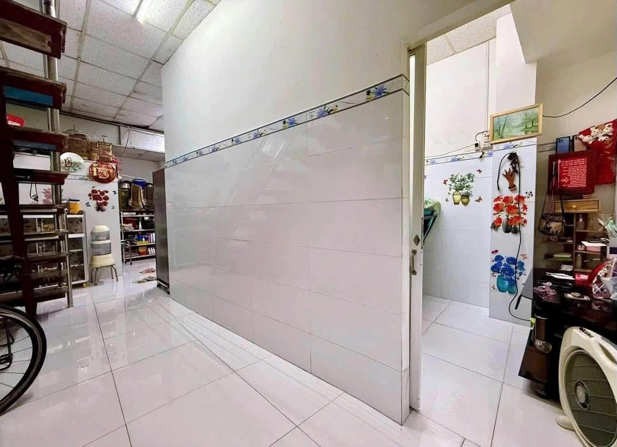 Bán nhà hẻm Bà Hom 4,1x16m, 1 trệt 1 lầu, 3PN, giá 5,88 tỷ, Phường 13 Quận 6 - Ảnh thu nhỏ 3
