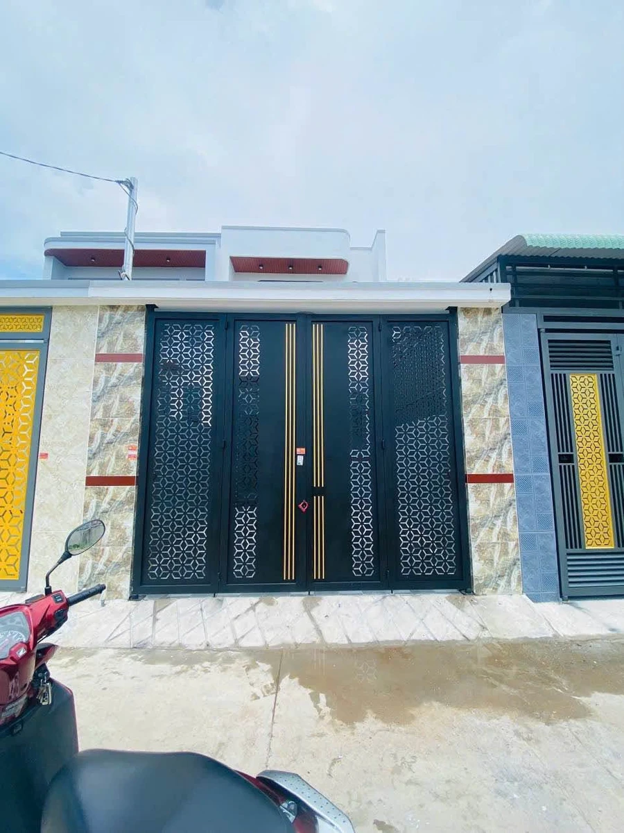 Bán nhà 3 phòng ngủ 90m² Xã Bình Minh, Hóc Môn - Ảnh 1