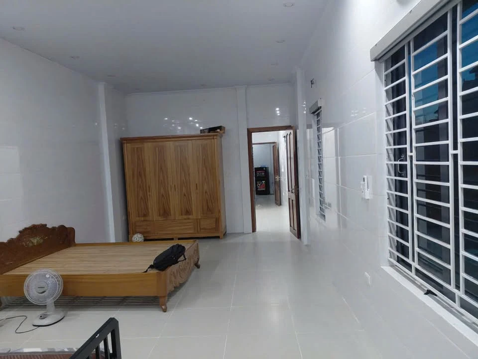 Bán nhà 2 tầng mặt đường Nguyễn Duy Trinh, Vinh, 80m² - Ảnh thu nhỏ 2