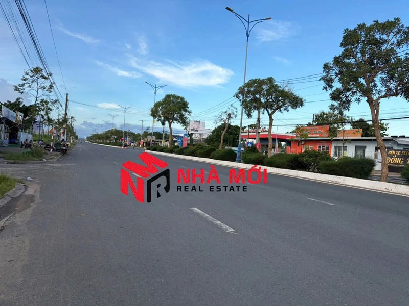 Bán nền mặt tiền Trần Hưng Đạo Cà Mau 1.432m²