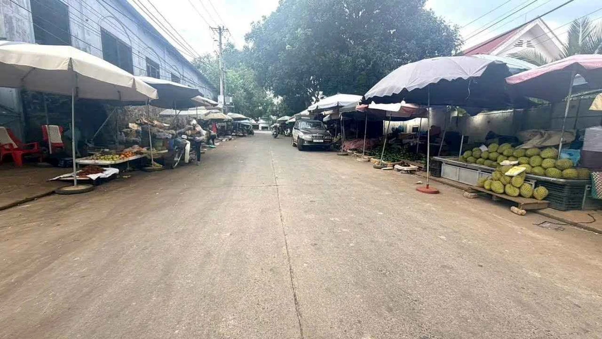 Bán lô đất 7x10m hẻm 52 Phùng Hưng đối diện Đại học Tây Nguyên, Buôn Ma Thuột - Ảnh thu nhỏ 3