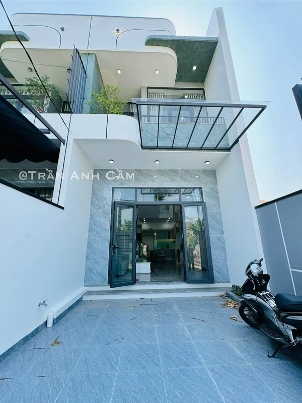 Bán nhà 2 tầng 3 phòng ngủ 80m² hướng Tây Quảng Ngãi