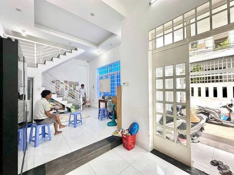 Bán nhà hẻm ô tô 2 phòng ngủ 43m² Vũng Tàu