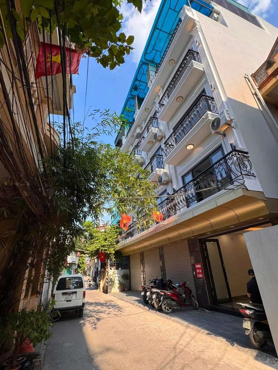 Bán nhà hẻm 6m Đồng Đen 55m2 4 tầng 6,7 tỷ - Ảnh 1