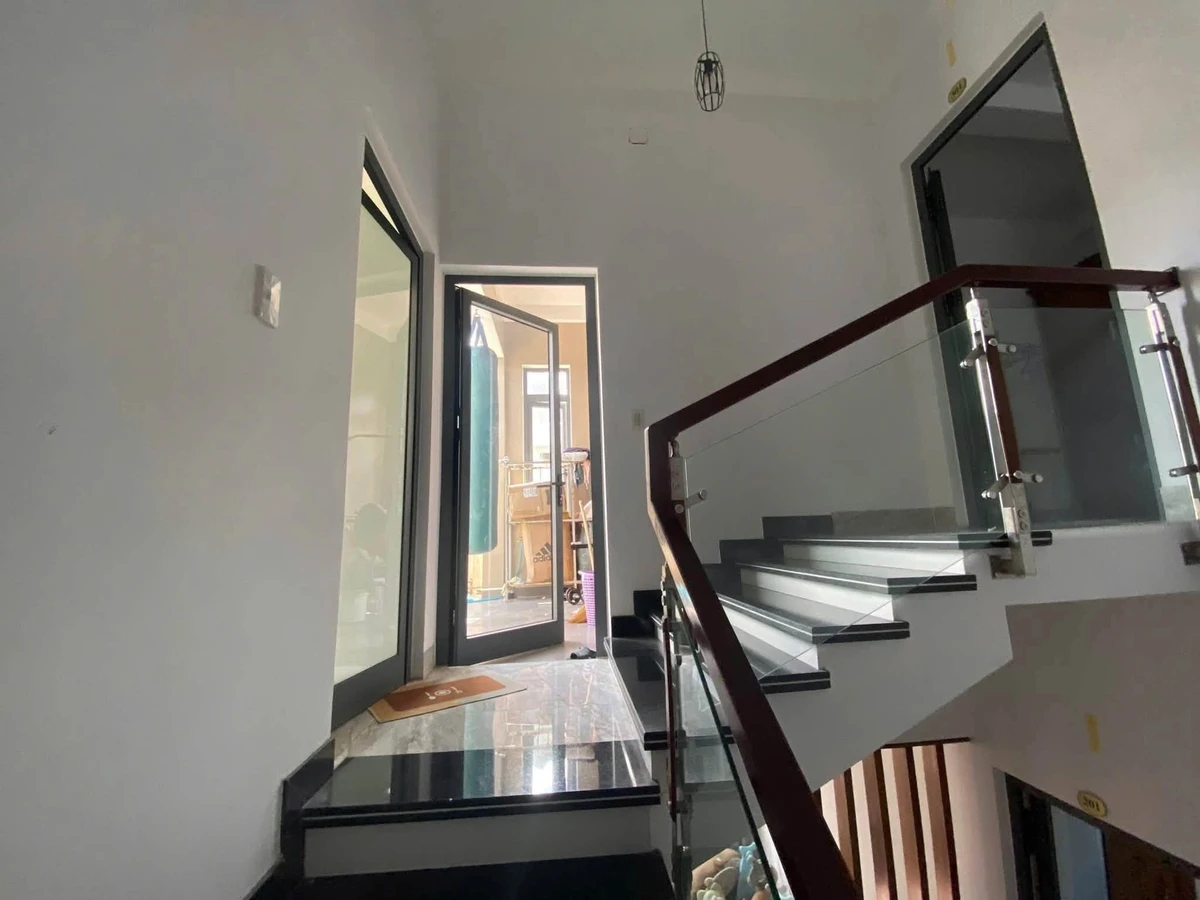 Bán nhà 3 tầng 141m2, 4PN ở Lê Quý Đôn, Quận 1 - Ảnh thu nhỏ 5