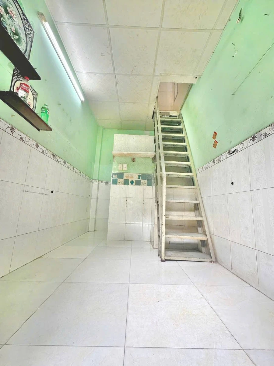 Bán nhà mới Quận 4 Đoàn Văn Bơ 9,4m² 1 tỷ 380 triệu - Ảnh thu nhỏ 2