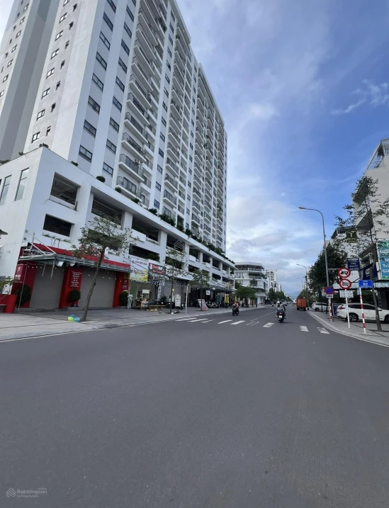 Bán shophouse CT4 VCN Phước Hải Nha Trang, mặt tiền Thích Quảng Đức, 68,72m2, thuê 20tr/tháng - Ảnh 1