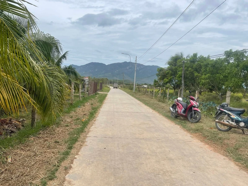 Bán lô đất 270m² Lạc Bình Ninh Hòa, 1.6 tỷ