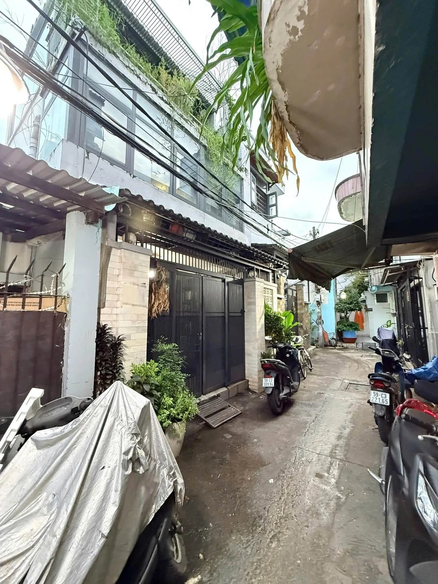 Bán nhà hẻm 72m² Bến Vân Đồn Quận 4, 8 tỷ 1 - Ảnh thu nhỏ 3