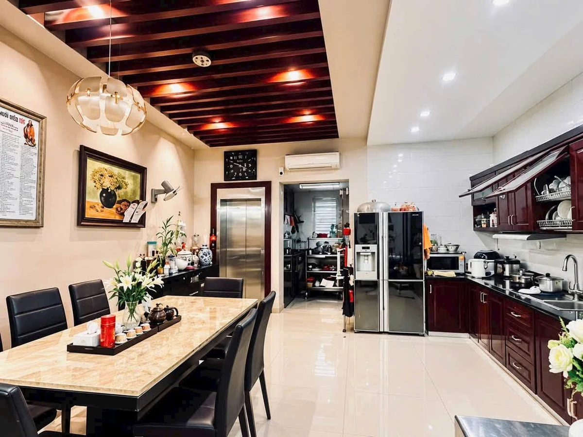 Bán nhà độc lập thang máy 90m² gần Aeon Mall Tân Phú - Ảnh thu nhỏ 5