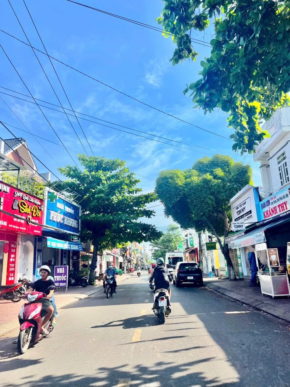 Bán nhà lầu mặt tiền kinh doanh Tuyên Quang Phan Thiết 80m2 - Ảnh 1