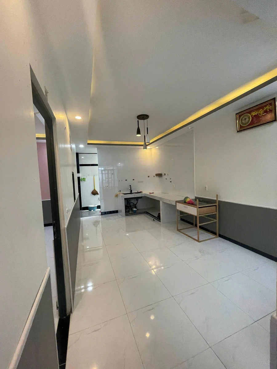 Bán nhà 3PN Rạch Giá, 105m², 1 tỷ 980 triệu - Ảnh thu nhỏ 2