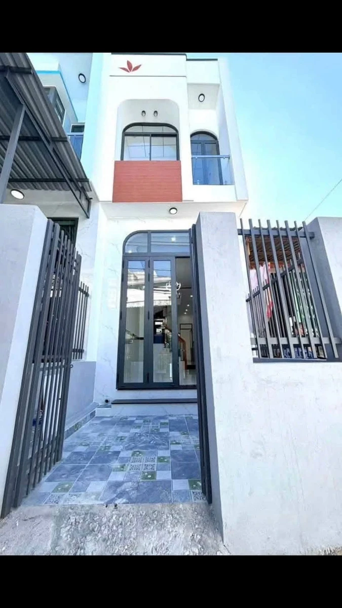 Bán nhà 2 tầng 82m² 3 phòng ngủ gần Chợ Đầm Quy Nhơn - Ảnh 1