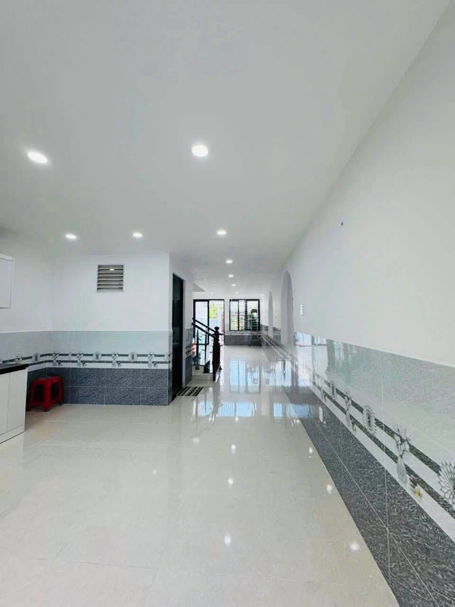 Bán nhà 1 trệt 2 lầu 135m² 4PN, mặt tiền Hiệp An, Bình Dương - Ảnh thu nhỏ 3