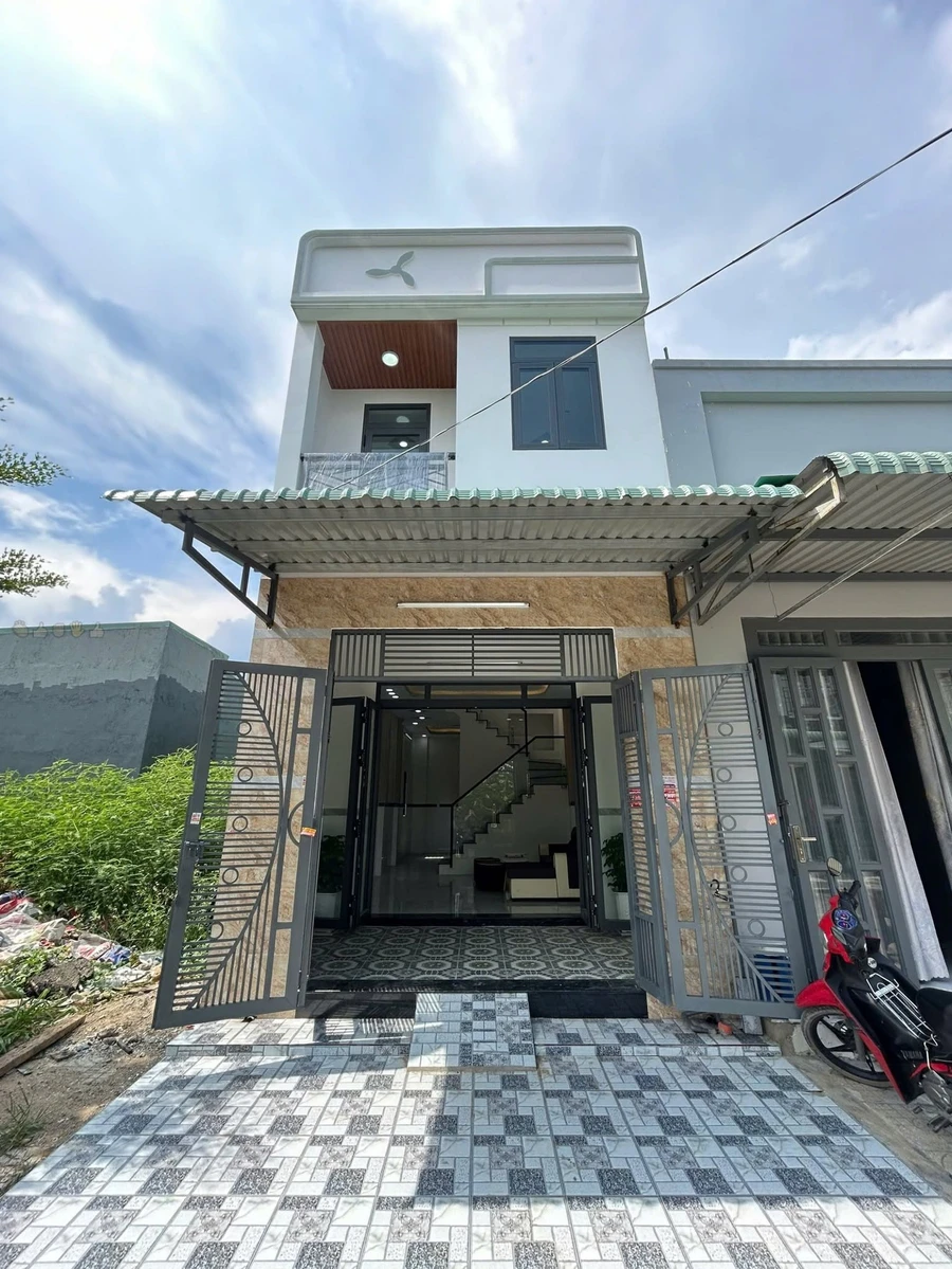 Nhà bán 4x12m 2 phòng ngủ Hóc Môn 660 triệu - Ảnh 1