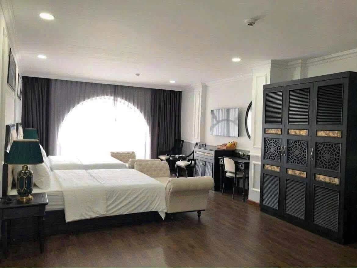 Bán khách sạn 2 sao 585m2 mặt tiền chợ Đầm giá 30 tỷ - Ảnh thu nhỏ 3