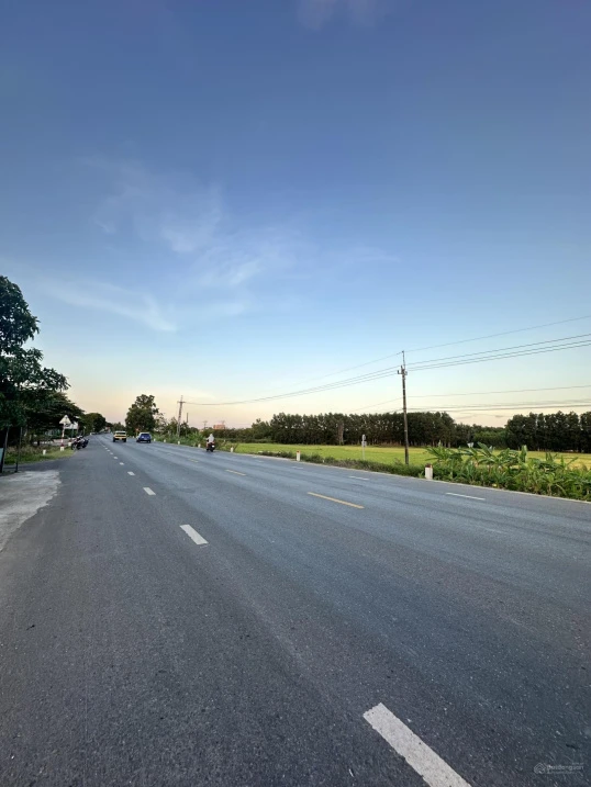 Bán đất mặt tiền đường Xuyên Á, ngay cạnh bệnh viện Quân Y. Vị trí chiến lược đầu tư