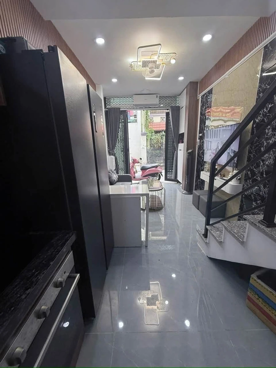 Bán nhà hẻm 4 tầng 18m2 đường Dương Văn Dương, Tân Sơn Nhì, Tân Phú, giá 3,52 tỷ - Ảnh 1