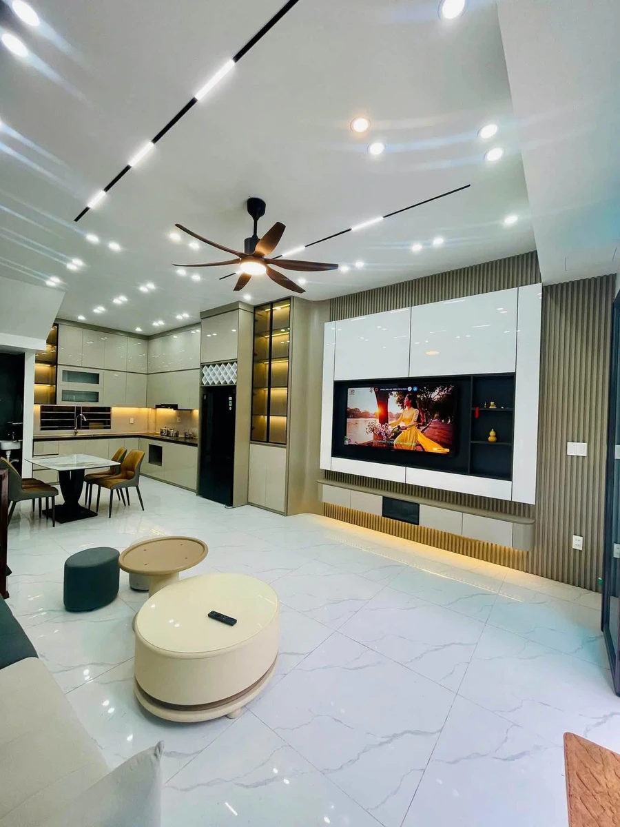 Bán nhà 3 tầng 46 m² Lê Thanh Nghị Hải Phòng, 2 tỷ - Ảnh 1