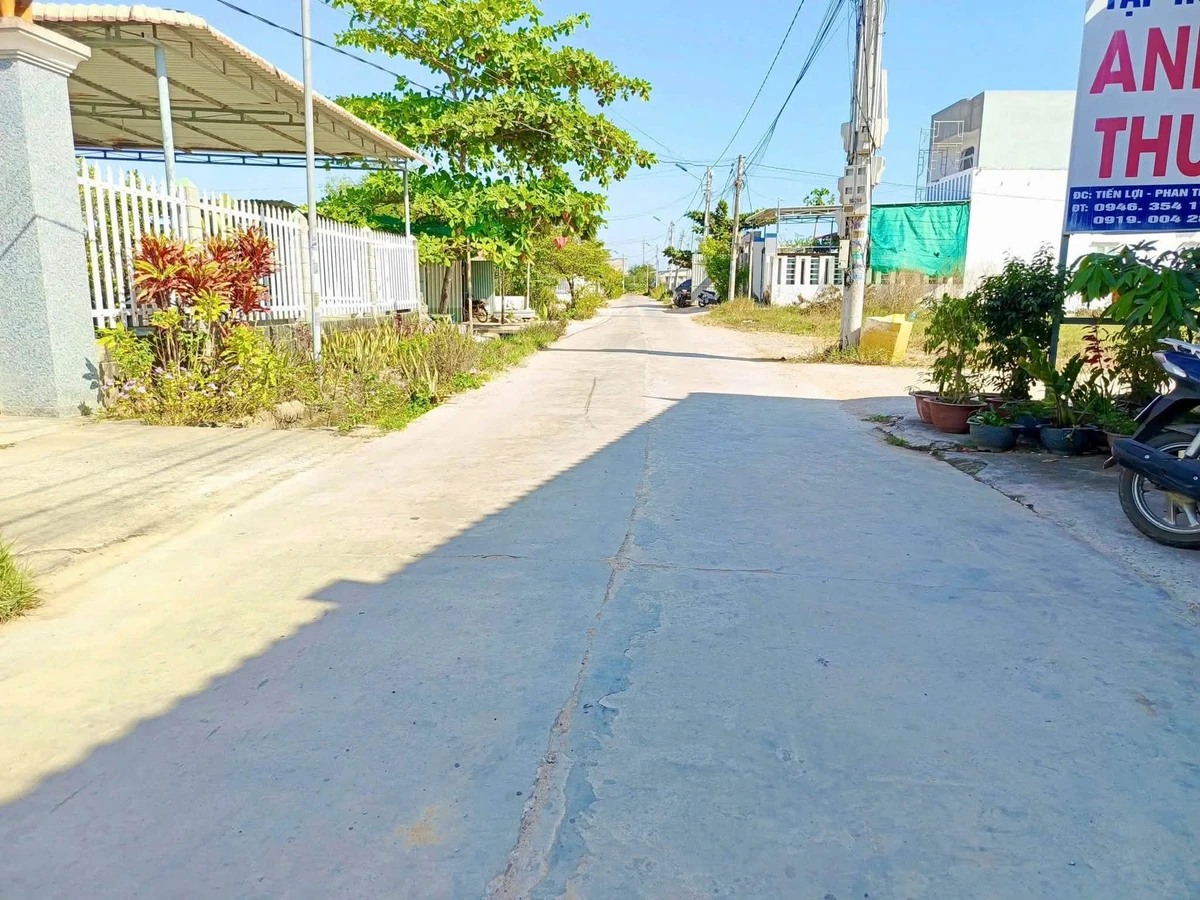 Bán lô đất thổ cư 102,8m2 tại Tiến Lợi, Phan Thiết giá 650 triệu - Ảnh 1
