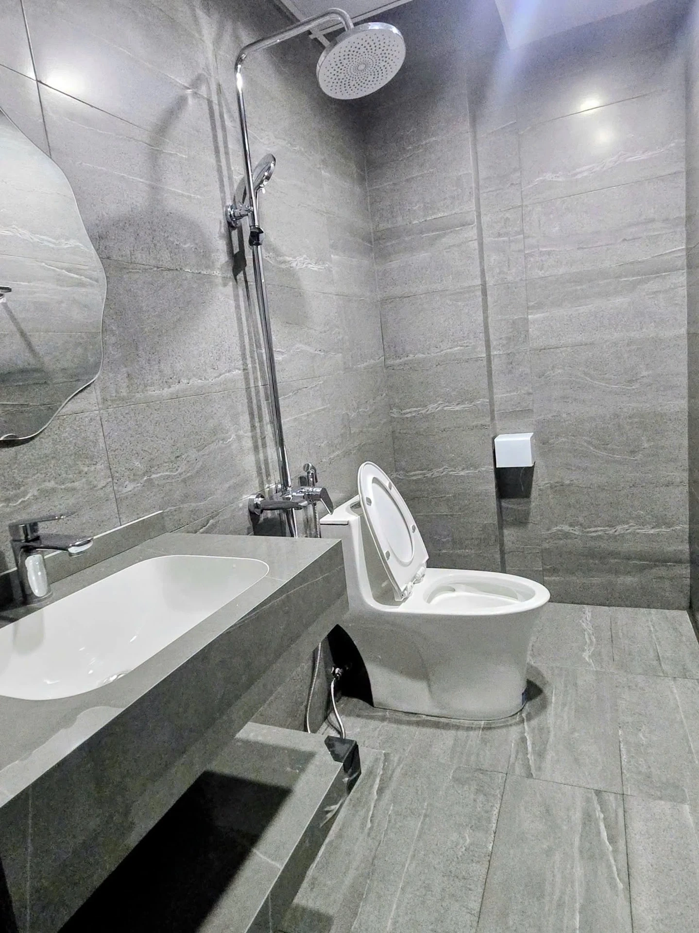 Bán nhà 3 tầng 58m2 ngõ rộng 4m Hải Dương - Ảnh 1