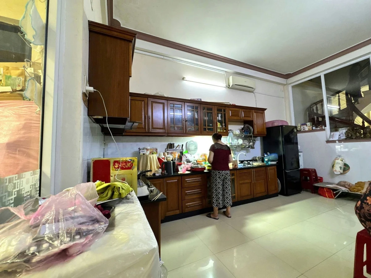 Bán nhà mặt tiền 2 tầng 81m2 Quy Nhơn, giá 8 tỷ 3 - Ảnh thu nhỏ 2