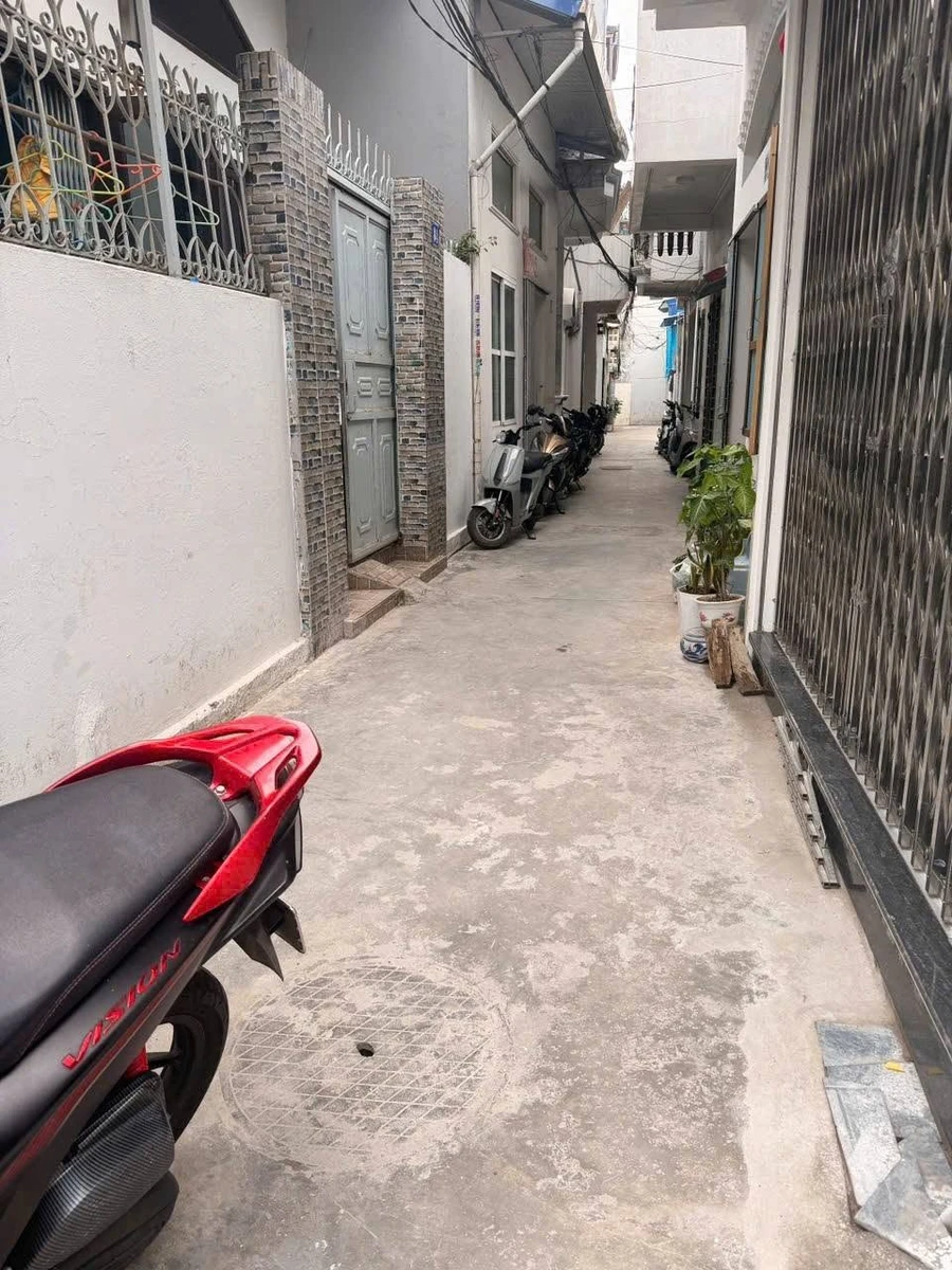 Bán nhà 3 tầng 40m² 4PN phố Tô Hiếu Tân Bình - Ảnh thu nhỏ 5
