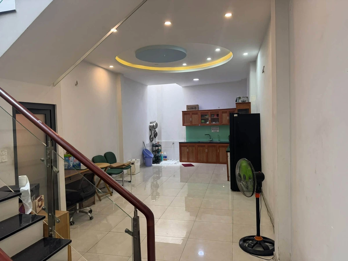 Bán nhà 2 tầng 44,7m² đường Tân Hòa Đông, Bình Tân, giá 8,9 tỷ - Ảnh thu nhỏ 2