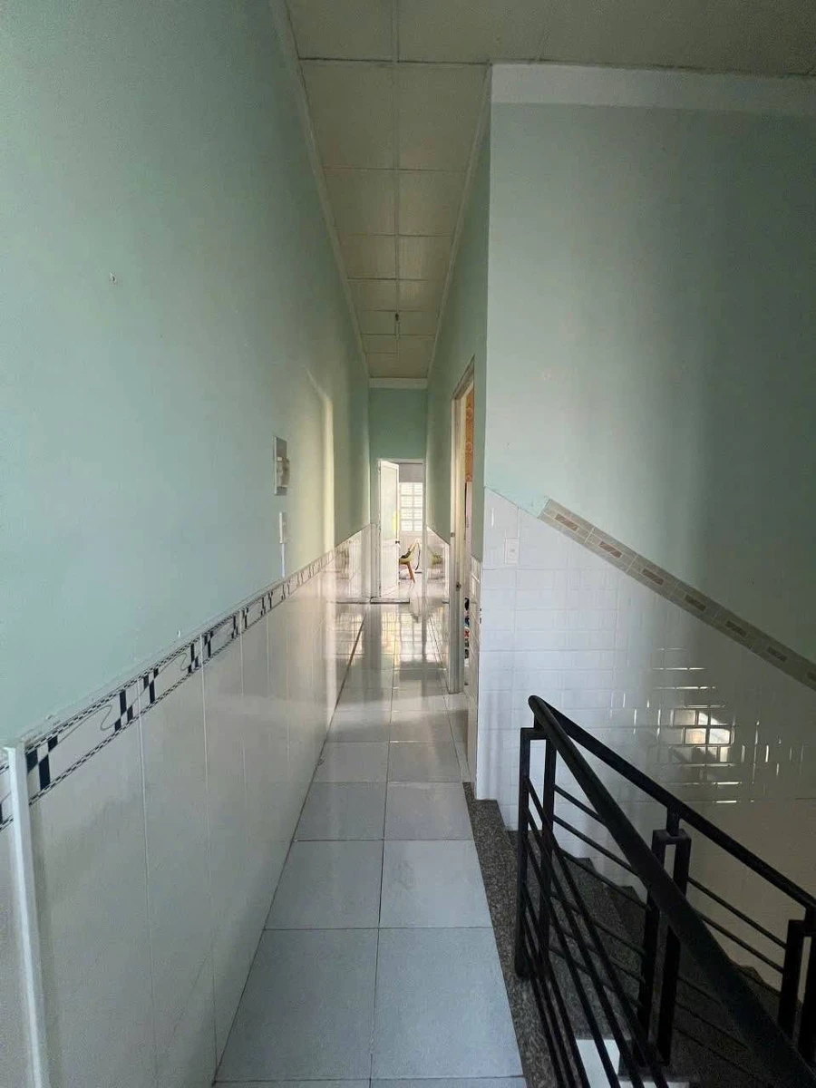 Bán nhà 1 trệt 1 lầu 60m2, 3PN, trung tâm TP Bà Rịa gần Nhà thờ Chánh Tòa - Ảnh thu nhỏ 5